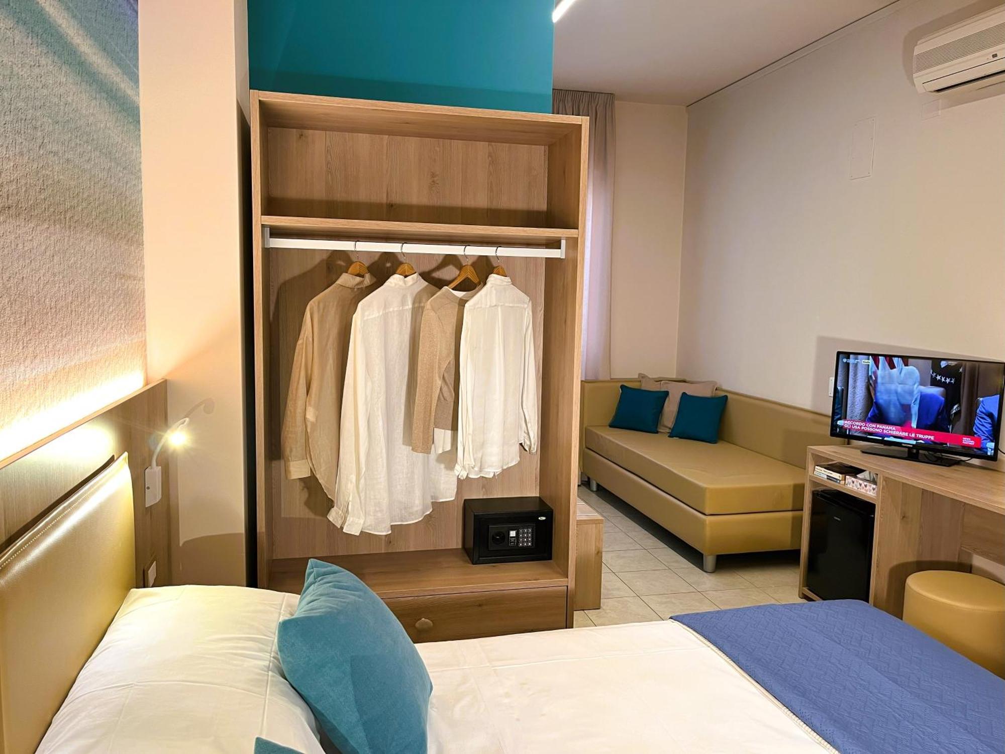 Hotel Garden B&B マロッタ エクステリア 写真