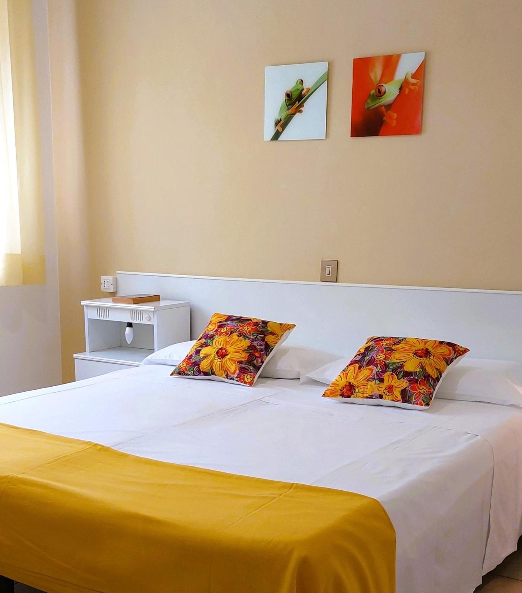 Hotel Garden B&B マロッタ エクステリア 写真
